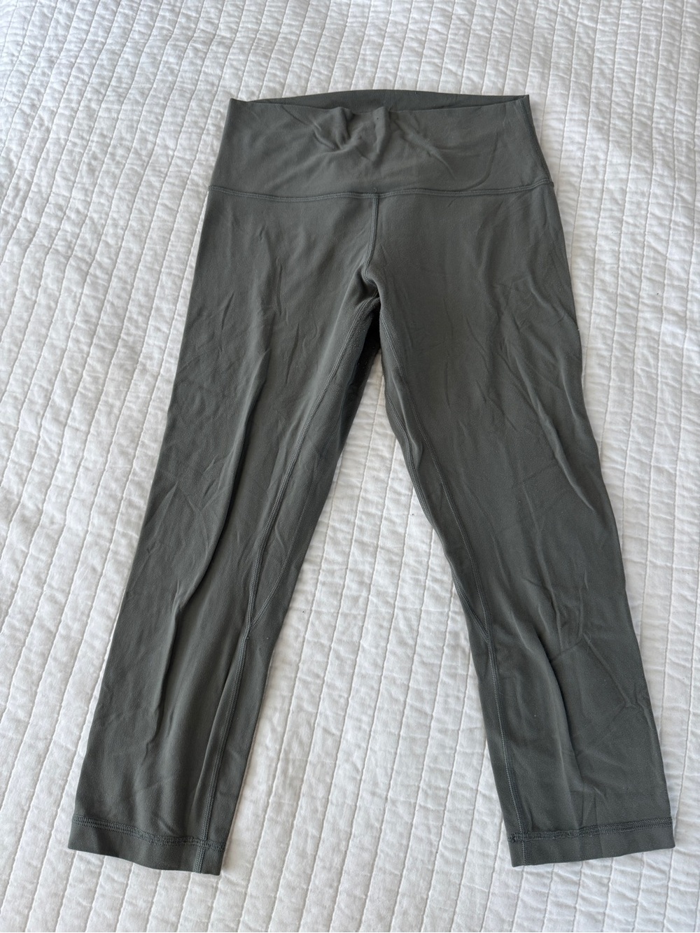 Lululemon crop align leggings 8